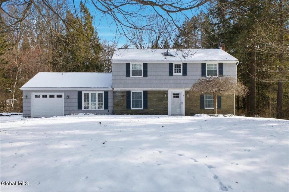 7 Fairway Lane, photo 1