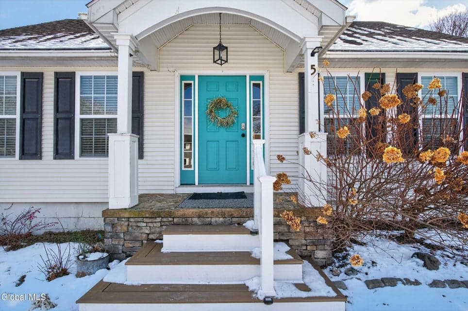 5 Dorchester Drive, photo 1