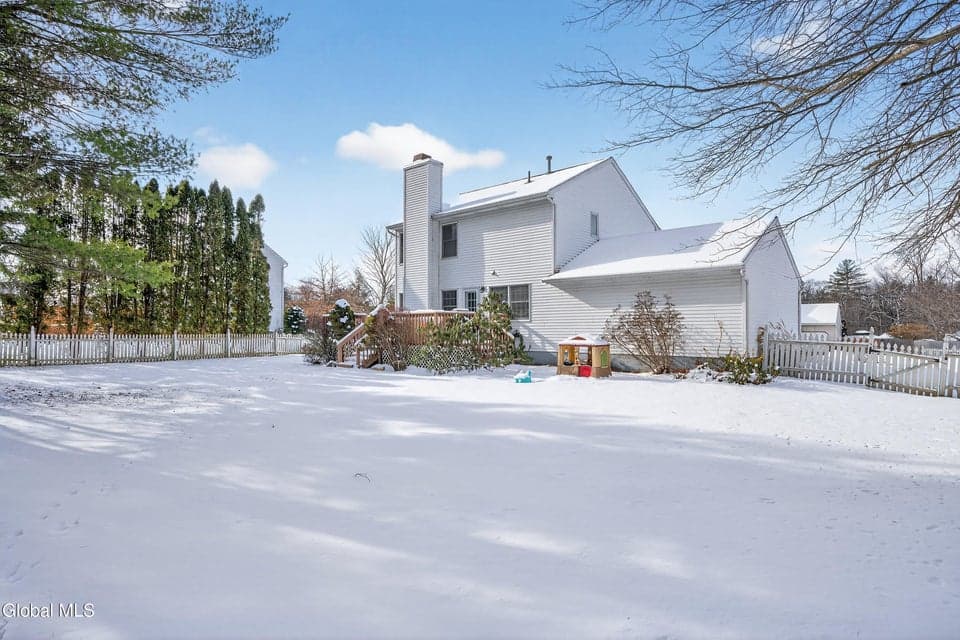 356 Lexington Street, photo 4