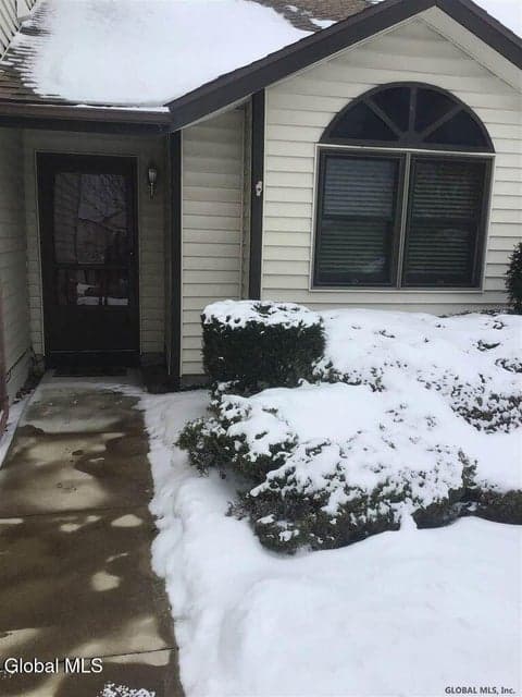 29 Surrey Hill Drive