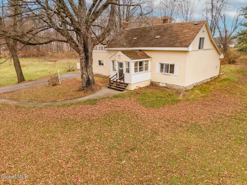 31 Bulson Road, photo 1