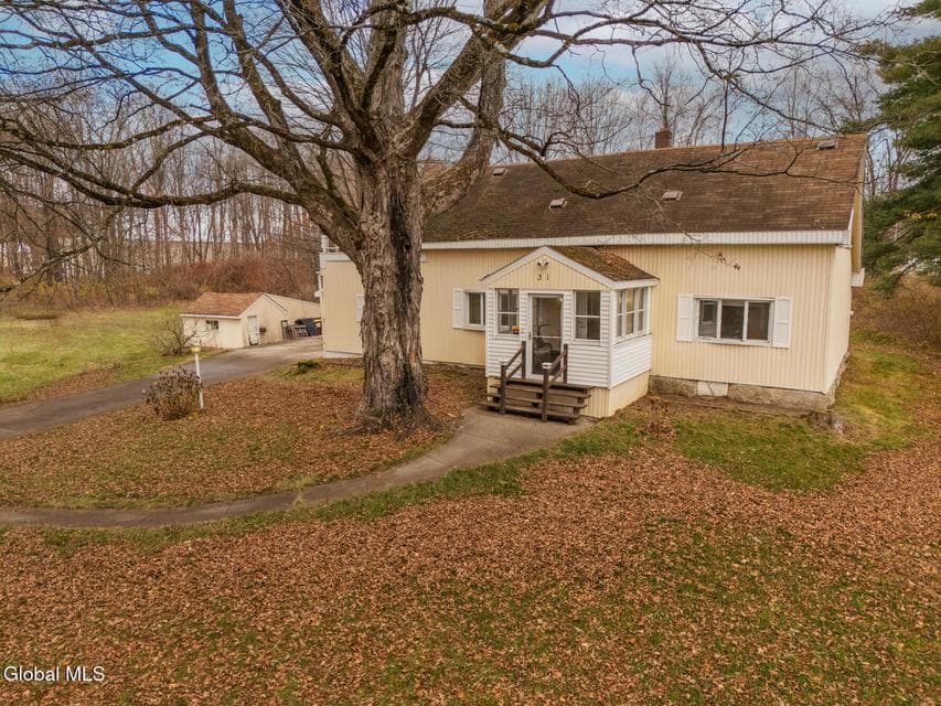 31 Bulson Road, photo 2