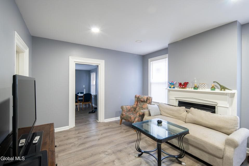 41 Brunswick Avenue, photo 5