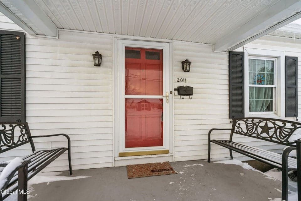 2011 Robinwood Avenue, photo 4