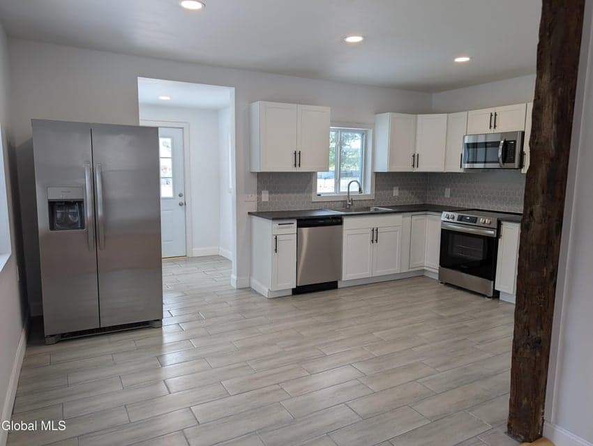 320 Gasner Avenue, photo 4