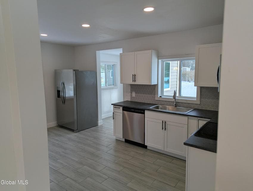 320 Gasner Avenue, photo 5