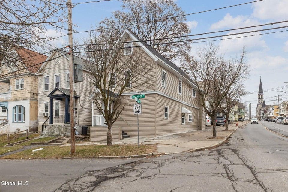 11 Jackson Place, photo 2