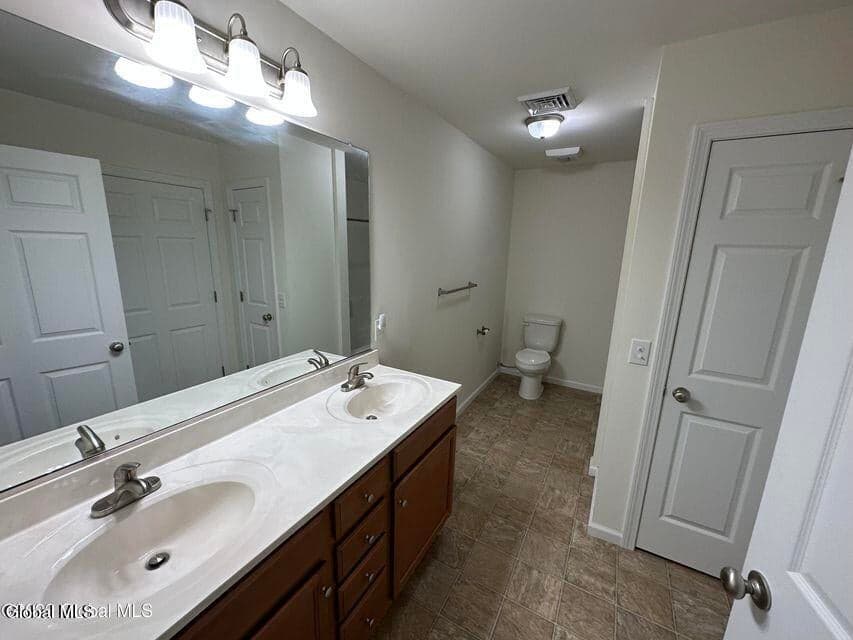 486 Garrett Road, photo 5