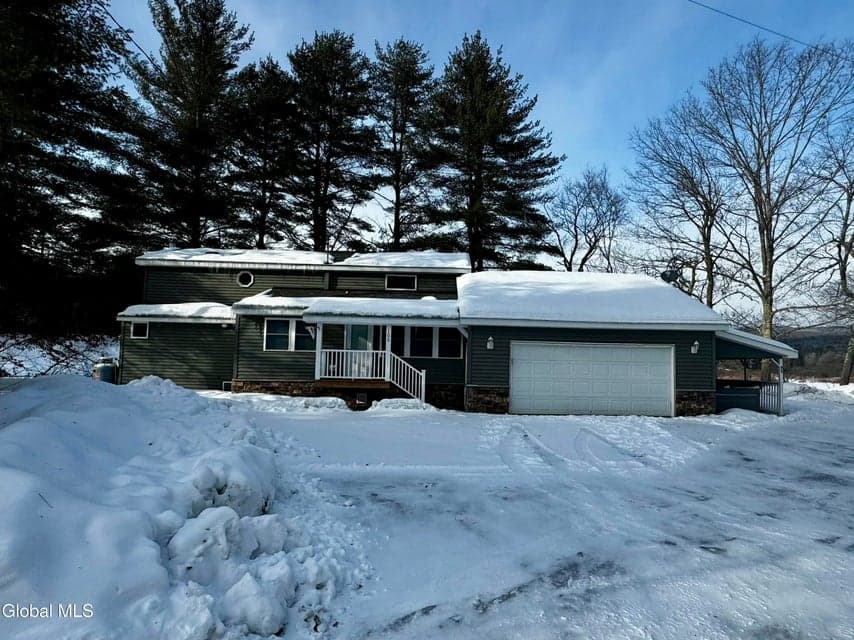 105 Red Pine Way