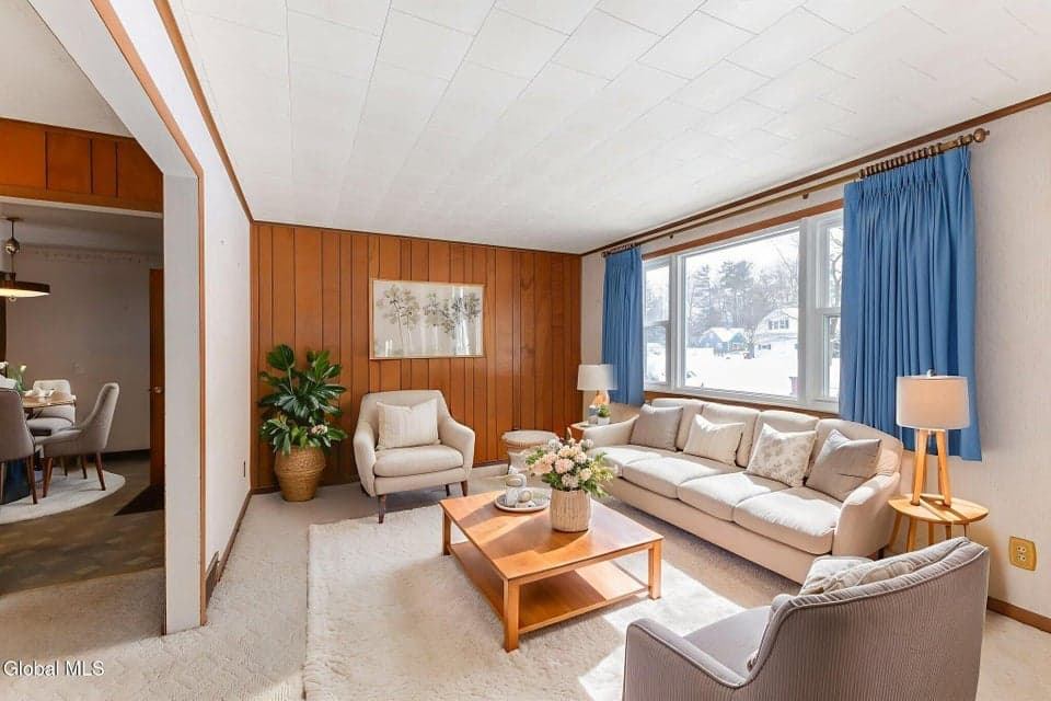 58 E Highland Drive, photo 4