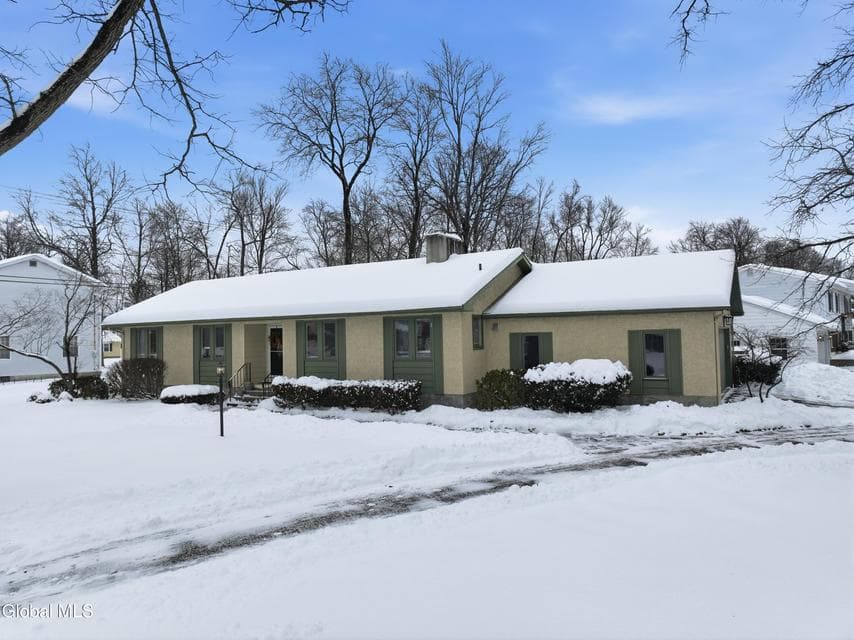 2448 Westminster Way, photo 1