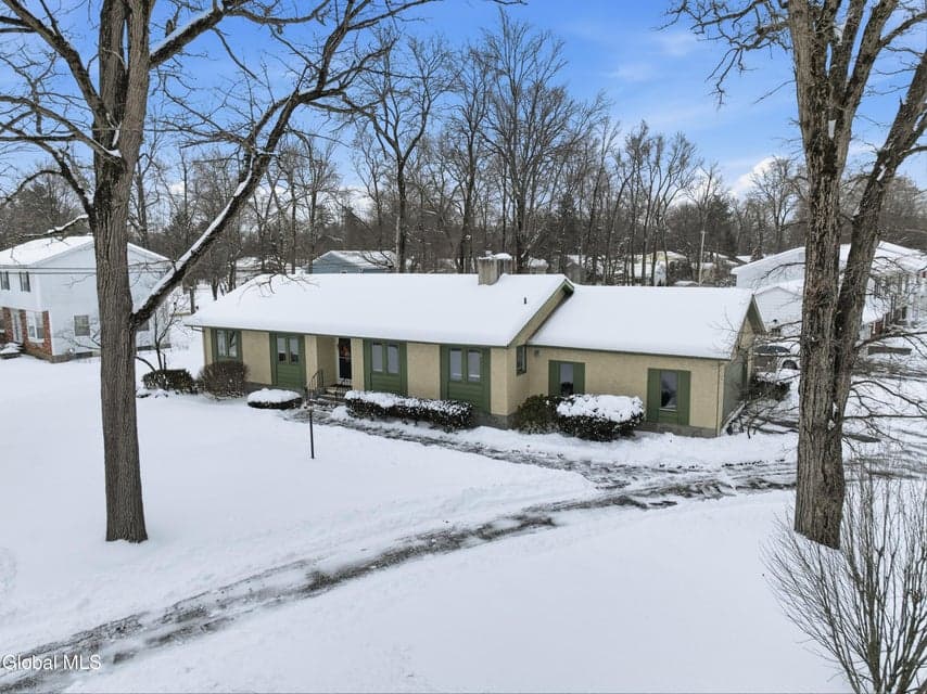 2448 Westminster Way, photo 3