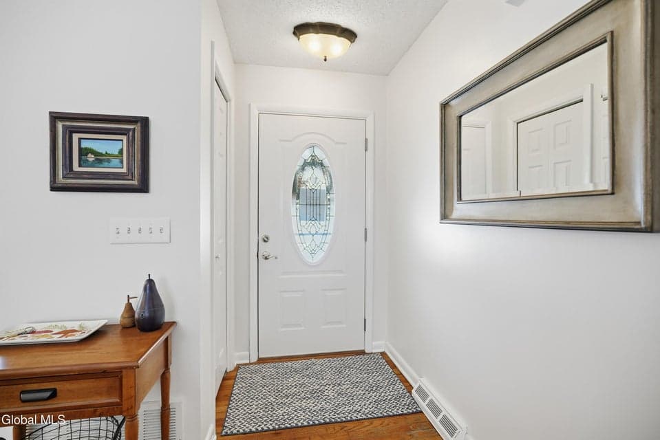 2448 Westminster Way, photo 5