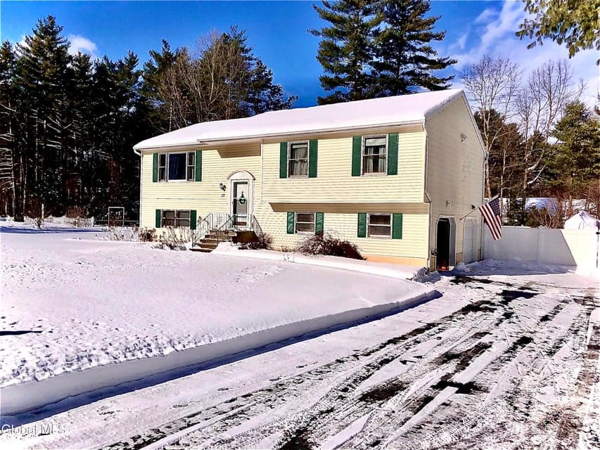 17 Herald Drive
