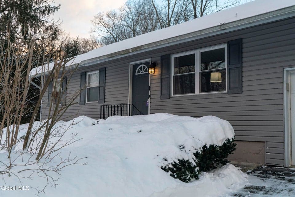 77 Tamarack Trail, photo 4