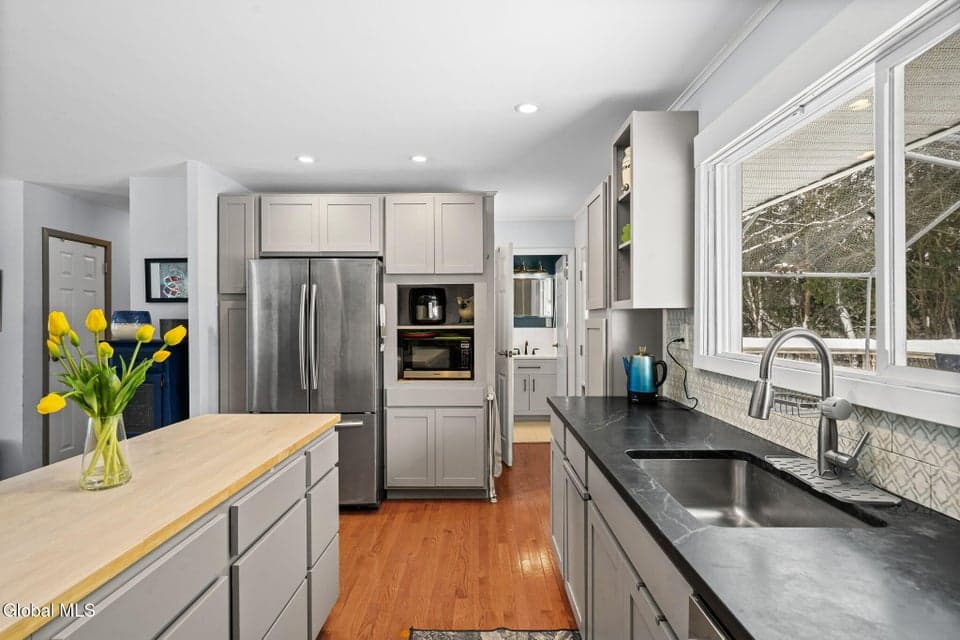 1 Hathorn Boulevard, photo 3