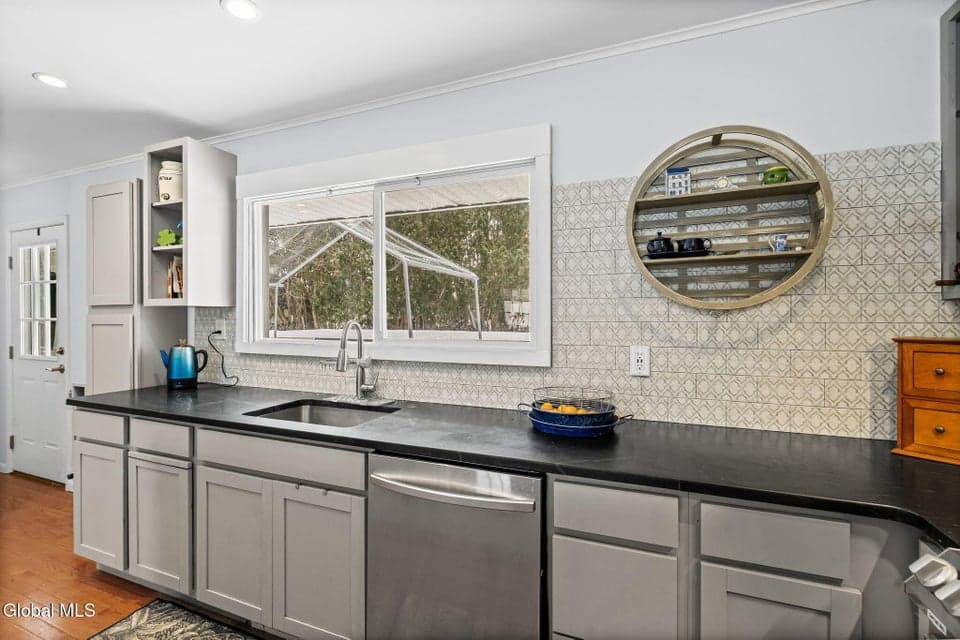 1 Hathorn Boulevard, photo 5