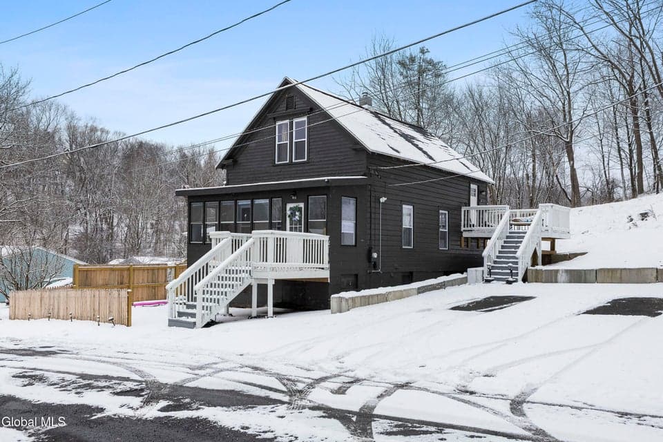 104 John Street, photo 3