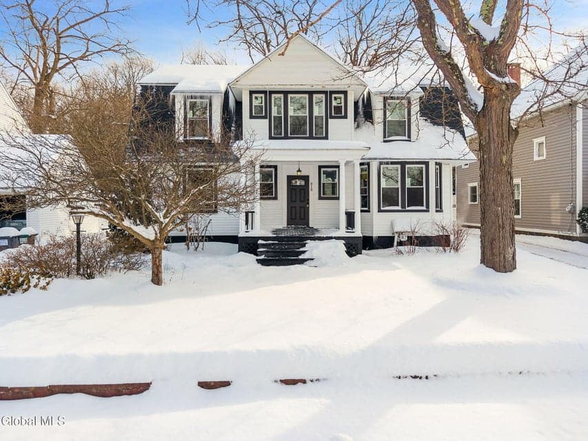818 Oregon Avenue, photo 1
