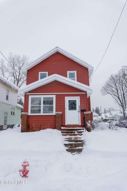 577 Ontario Street, photo 1