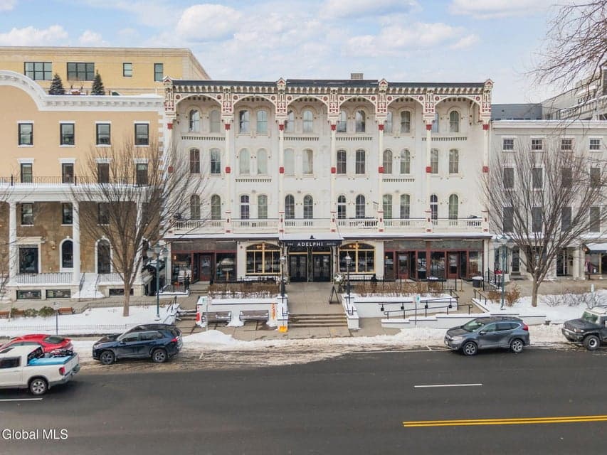 19 Washington Street, photo 4