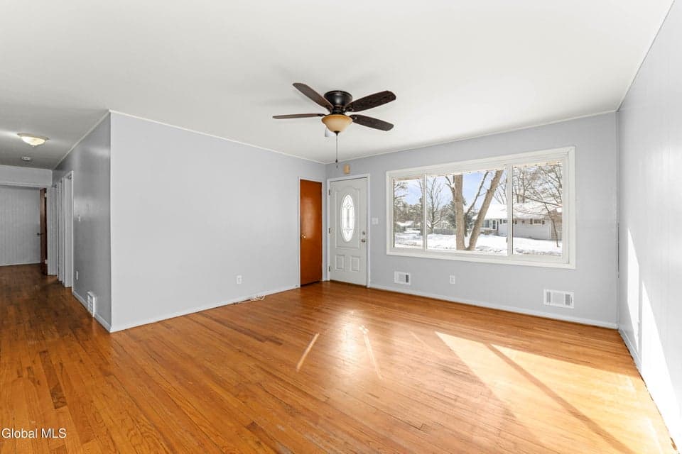 7 Bridle Path, photo 5