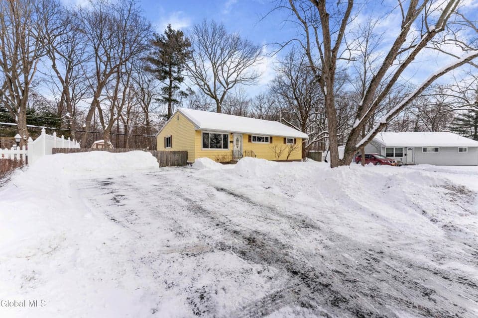 7 Bridle Path, photo 2