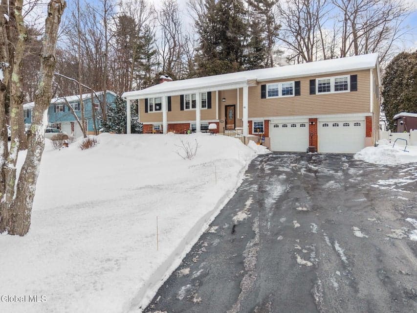 41 Walden Glen, photo 2