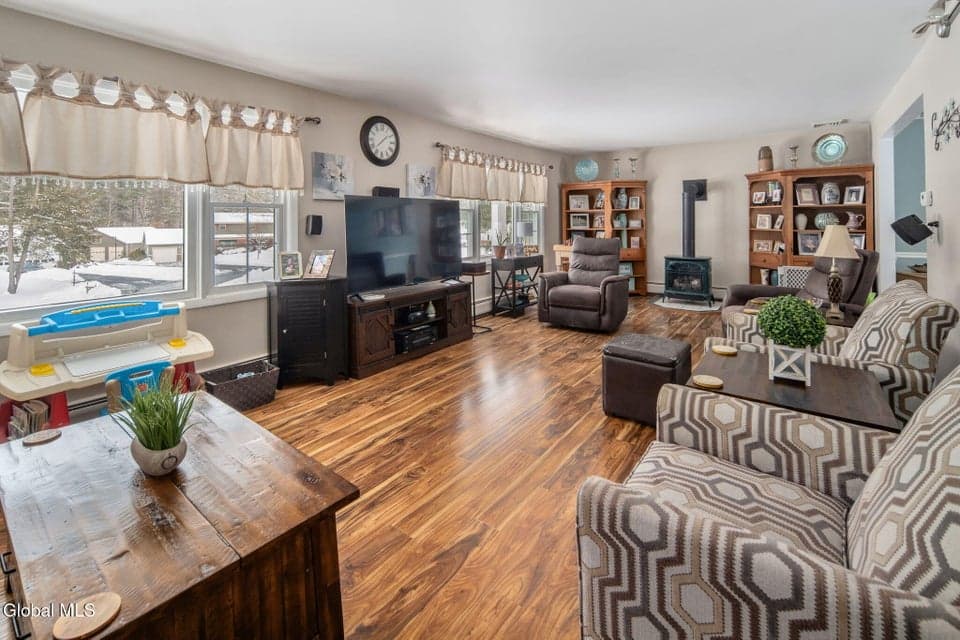 41 Walden Glen, photo 4