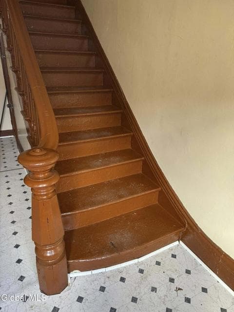 331 2nd Street, photo 2