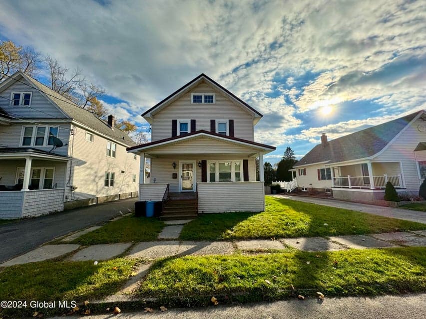 11 Crescent Avenue, photo 1