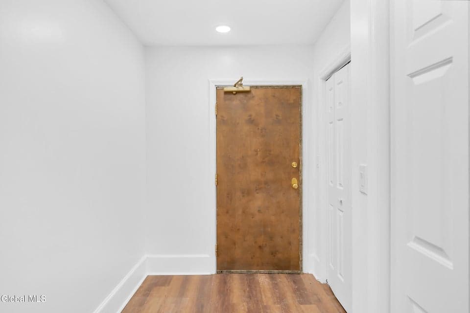 137 Front Street, photo 5