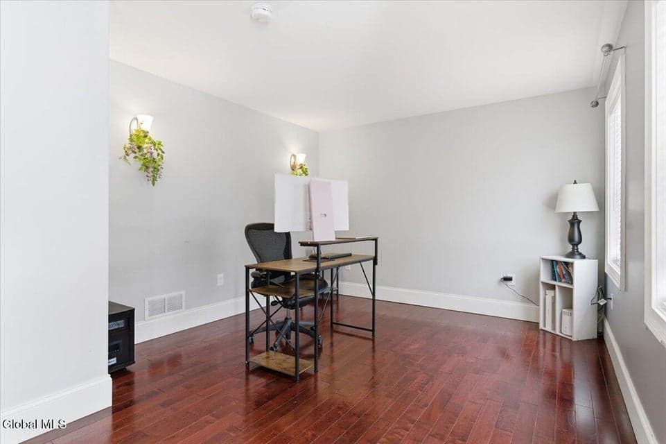 61 Plank Road, photo 2