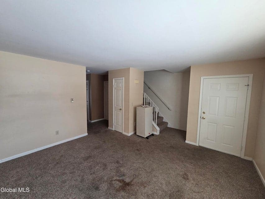 7 Woodridge Circle, photo 4