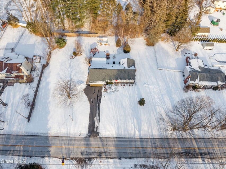 751 Carlton Road, photo 3