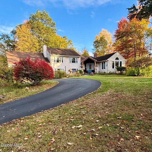 42 Wildwood Lane, photo 2