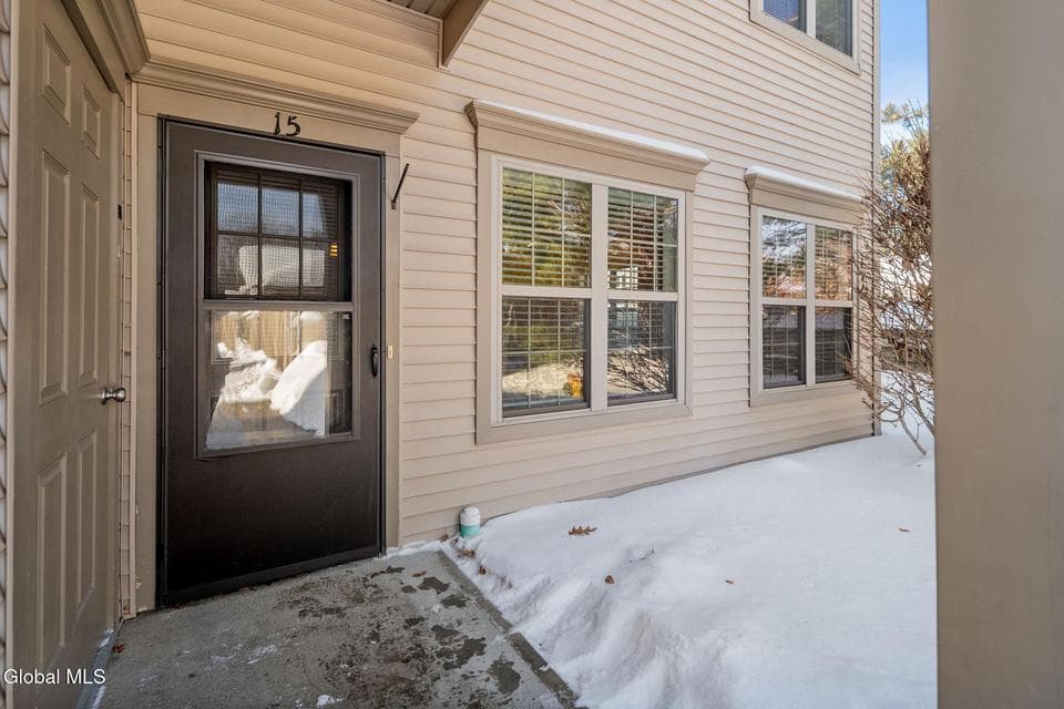 73 Saratoga Road, photo 3