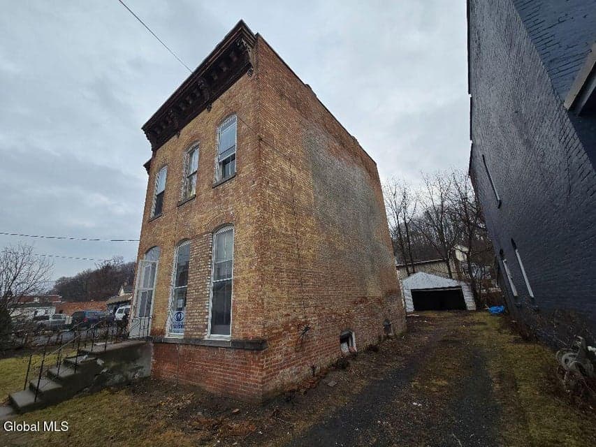 69 S Main Street, Castleton-on-Hudson, NY 12033, photo 2