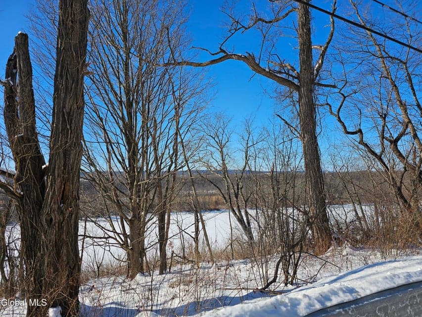 L1.22 River Road, photo 4