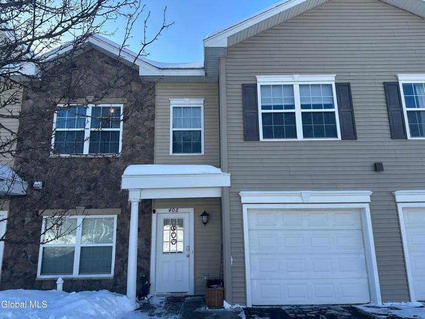 406 Worthington Terrace, photo 2