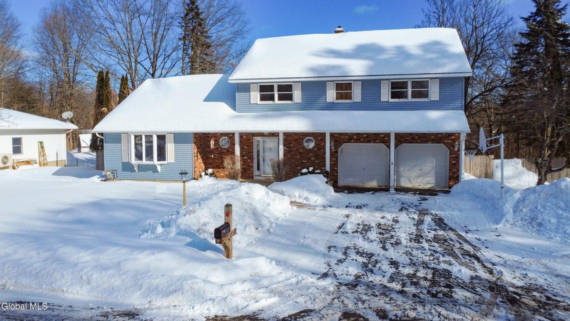 7 Edgewood Drive, photo 1