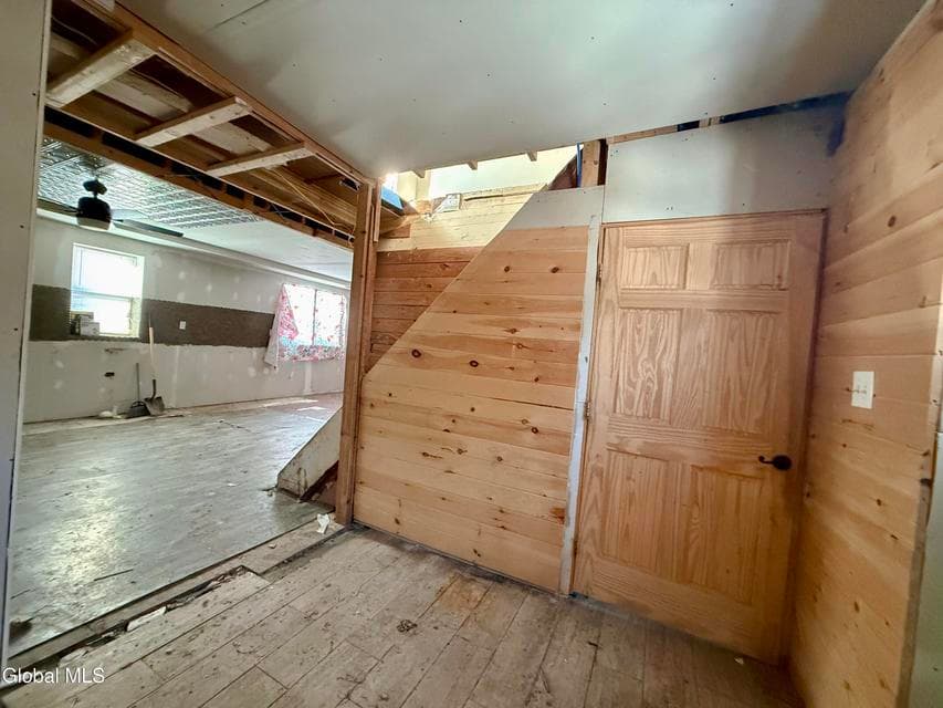3402 NY RT 7, photo 4