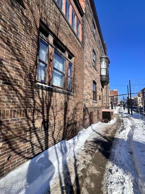 204 Lancaster Street, photo 5