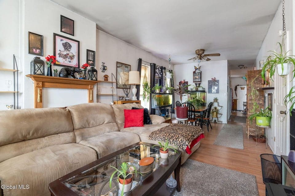 944 Park Avenue, photo 5