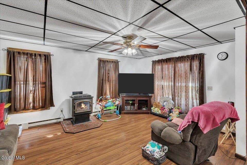 16 Billings Avenue, photo 5