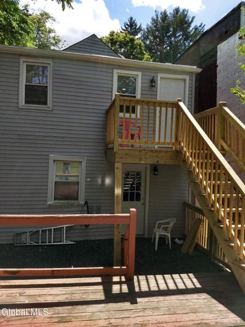 55 Tyler Street, photo 3