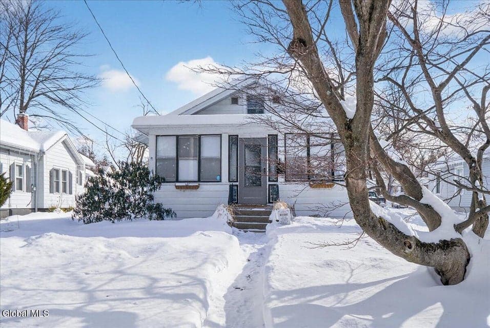 5 Bloomingdale Avenue, photo 2