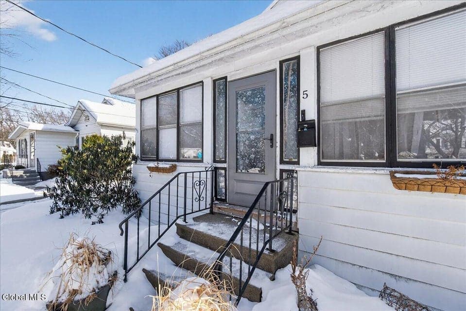 5 Bloomingdale Avenue, photo 3