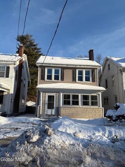 17 Winthrop Avenue, photo 1