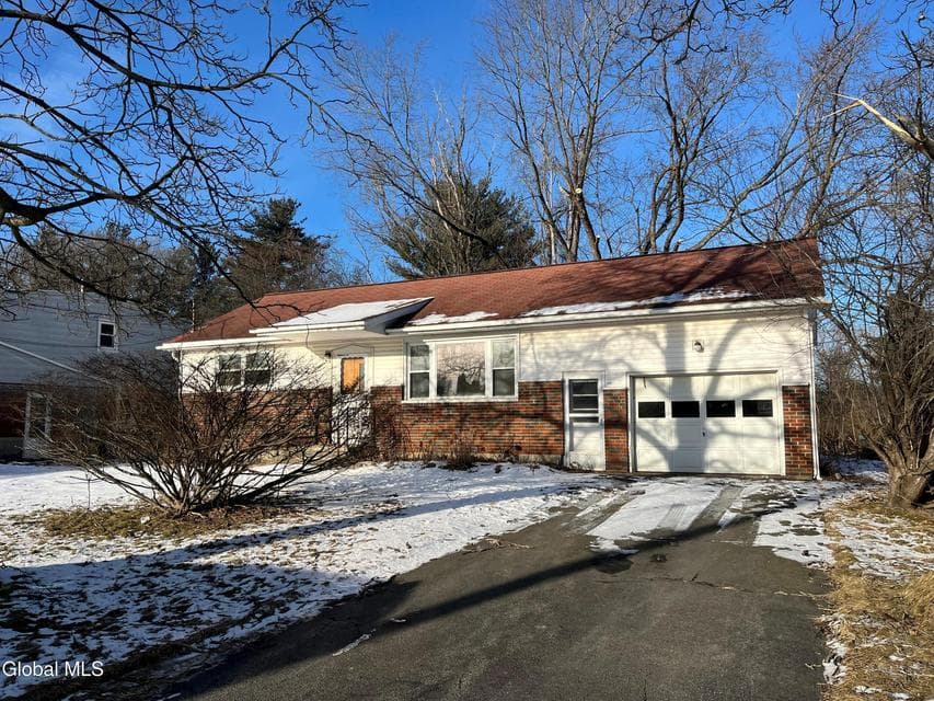 1377 Tracy Avenue, photo 1